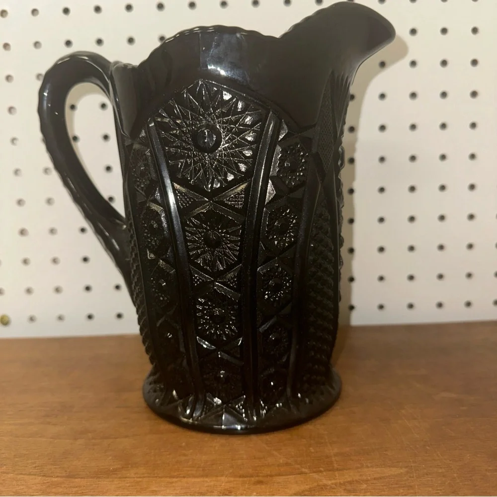 Vintage Indiana Glass black monarch tiara pitcher - Picture 2 of 6